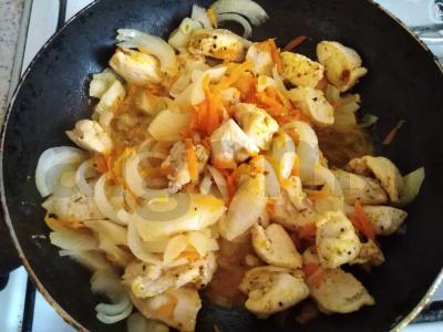 Traškus plovas su vištiena Žingsnis 7