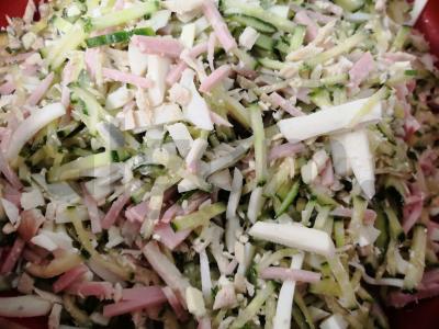 Pikniko salotos su vištienos krūtinėle ir kumpiu Žingsnis 2