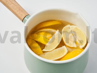 Imuniteto kokteilis su imbieru, citrina ir granatais Žingsnis 1