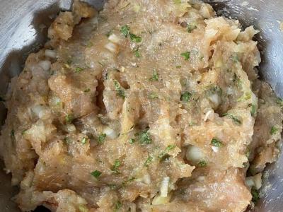 Vištienos kebabas keptuvėje Žingsnis 1