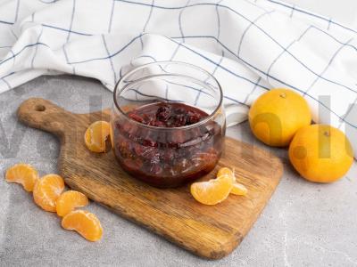 Šaldyta vyšnių, mandarinų ir cinamono uogienė Žingsnis 4