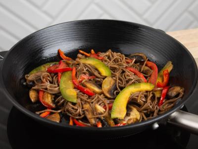 Soba su avokadais ir grybais Žingsnis 3
