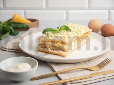 Žuvies salotos su sluoksniuota tešla Žingsnis 4