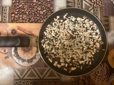 Sumuštiniai su vištiena ir grybais "Asorti" Žingsnis 1