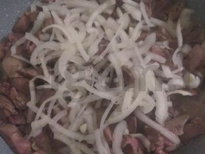 Vištienos kepenėlės su makaronais Žingsnis 4