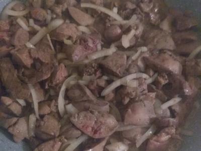 Vištienos kepenėlės su makaronais Žingsnis 5