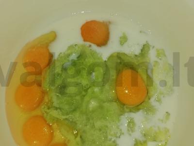 Omletas su cukinija Žingsnis 1