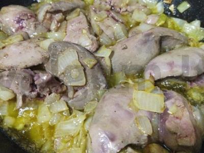 Vištienos kepenėlių paštetas su vyšnių želė Žingsnis 3