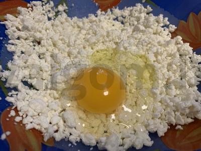 Sūrio pyragai, kaip mėgstamiausi jūsų močiutės Žingsnis 2