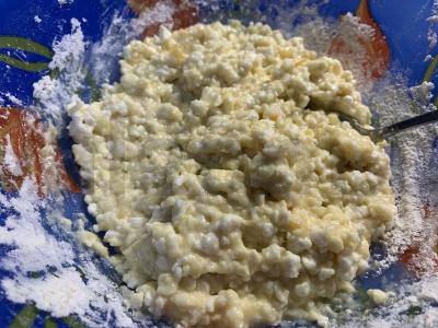 Sūrio pyragai, kaip mėgstamiausi jūsų močiutės Žingsnis 5