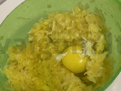 Cukinijų paplotėliai su česnakais Žingsnis 3