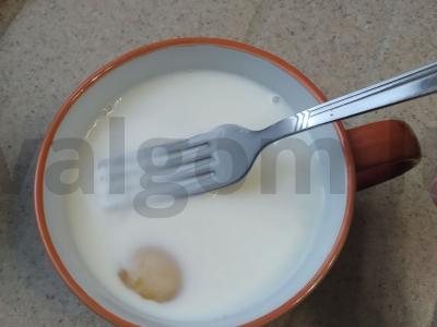 Omletas su žaliaisiais svogūnais Žingsnis 2