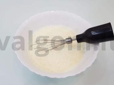 Blyneliai su šokolado pastos įdaru Žingsnis 1