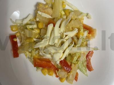 Salotos "Deliciousness" su karališkosiomis krevetėmis pagrindine nuotrauka