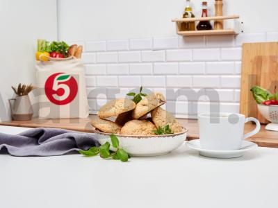 Sausainiai su skysto šokolado įdaru pagrindine nuotrauka