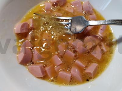 Omletas su pomidorais ir sūriu Žingsnis 1