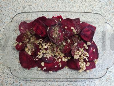 Burokėlių užkandis su česnakais Žingsnis 1