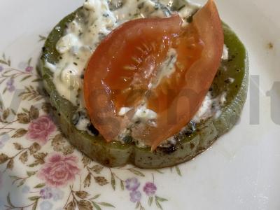 Skanus cukinijų patiekalas pagrindine nuotrauka