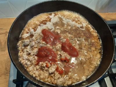 Padažas su malta mėsa spagečiams Žingsnis 4