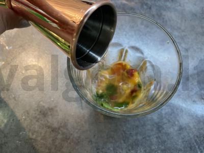 Romo ir persikų kokteilis Žingsnis 3