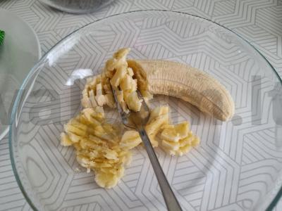 Bananų ir kokosų saldainiai Žingsnis 1