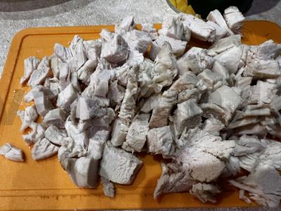 Salotos "Enjoyment" su vištienos krūtinėle, kukurūzais ir ananasais Žingsnis 2