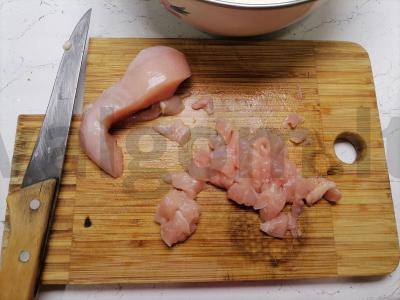 Smulkinti kotletai "Vištienos švelnumas" Žingsnis 1