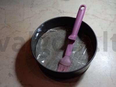 Kreminis pyragas su džiovintais vaisiais ir trijų grūdų dribsniais Žingsnis 5