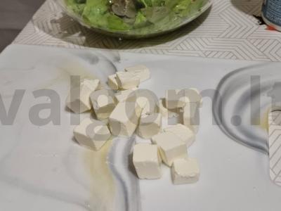 Daržovių salotos su feta ir avokadu Žingsnis 3