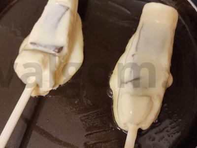 Bananai su šokoladu tešloje Žingsnis 4