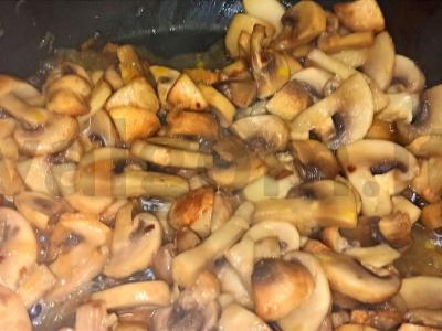 Makaronai su grybais grietinės padaže Žingsnis 3