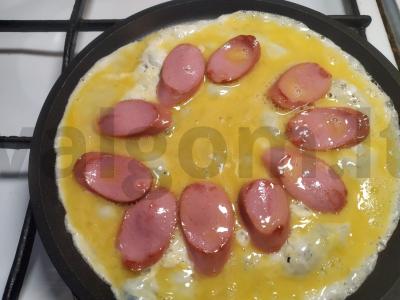 Sultingas omletas su sūriu pitos duonoje Žingsnis 2