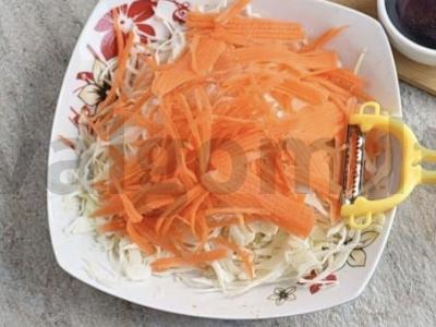 Keturių ingredientų vitamino šepečio salotos Žingsnis 2