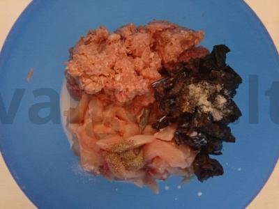 Paprastas kiaulienos, jautienos ir vištienos krūtinėlės terinas Žingsnis 1