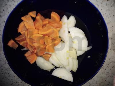 Aromatingas jautienos kepsnys su daržovėmis Žingsnis 2