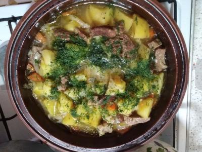 Aromatingas jautienos kepsnys su daržovėmis pagrindine nuotrauka