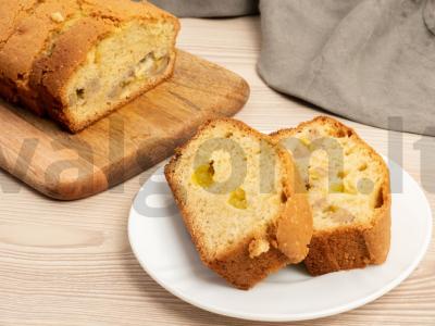 Švelnus mandarinų ir bananų pyragas pagrindine nuotrauka