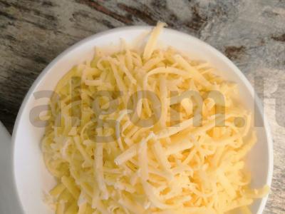 Šoninė, įdaryta džiovintomis slyvomis ir sūrio pasta Žingsnis 2