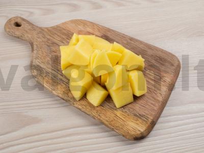 Troškinys su dešrelėmis ir paprikomis Žingsnis 3