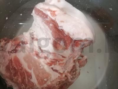 Paprasti barščiai su kopūstais ir bulvėmis Žingsnis 1