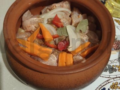 Vištiena ir mėsa puode Žingsnis 5