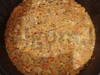 Grikiai su troškiniu multicooker keptuvėje Žingsnis 4