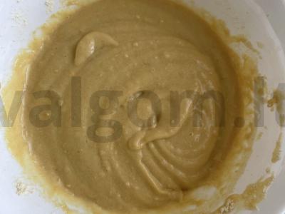 Avinžirnių blyneliai su uogomis Žingsnis 2