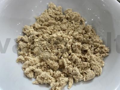 Graikiškas jogurtas su konservuotais persikais ir halva Žingsnis 2