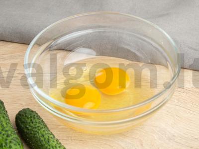 Salotos boltuška su virta žuvimi Žingsnis 2