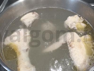 Lengva vištienos sriuba su makaronais ir daržovėmis Žingsnis 3