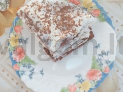 Šokoladinis blynų pyragas iš ryžių miltų pagrindine nuotrauka