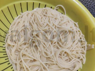Naminiai makaronai carbonara su šonine Žingsnis 4