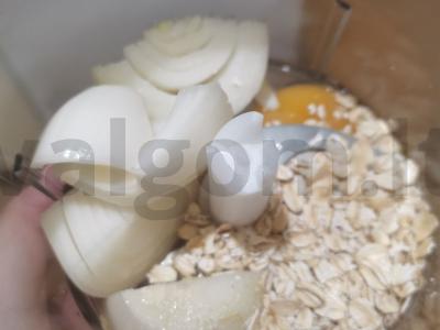 Daug baltymų turintys vištienos kotletai Žingsnis 1