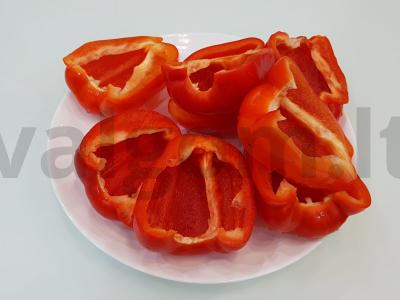 Orkaitėje keptos paprikos su neįprastu įdaru Žingsnis 1